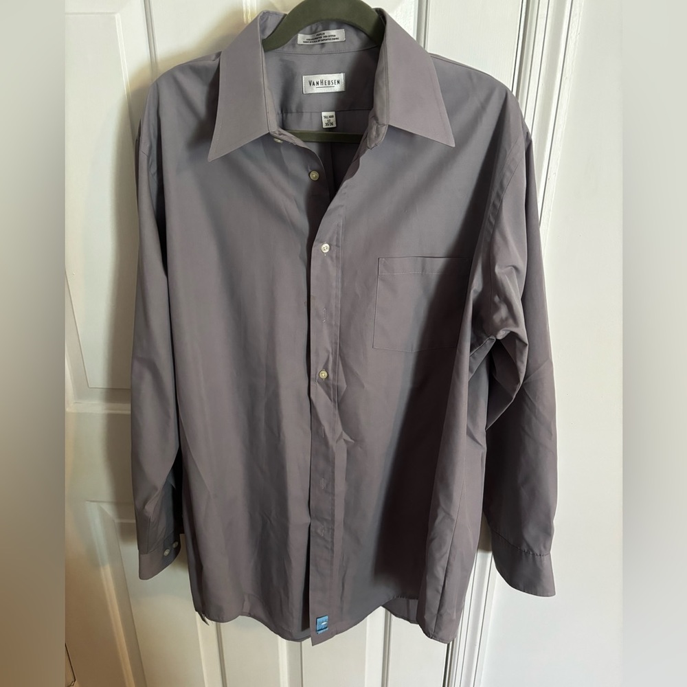 Men’s dress shirt